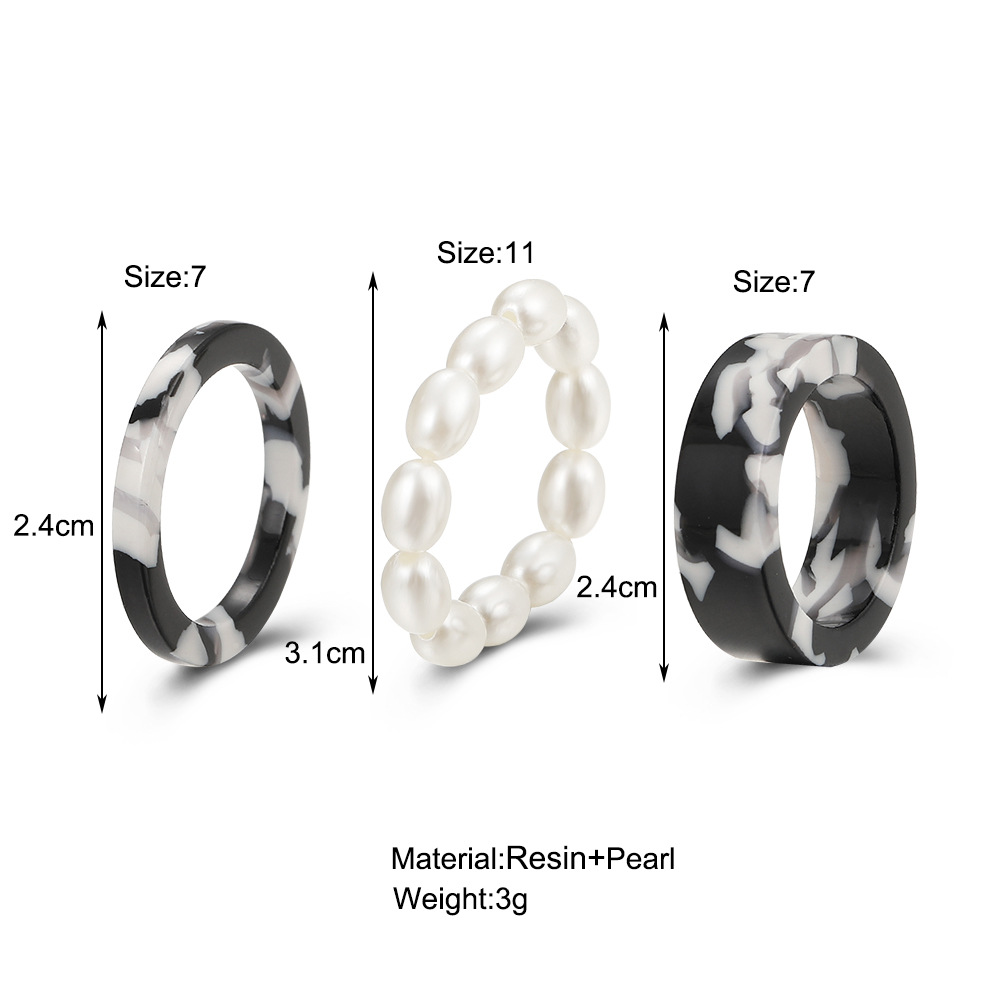 Cross-border New Creative Simple Fashion Temperament Leopard Print Resin Imitation Pearl Ring 3-piece Set display picture 1