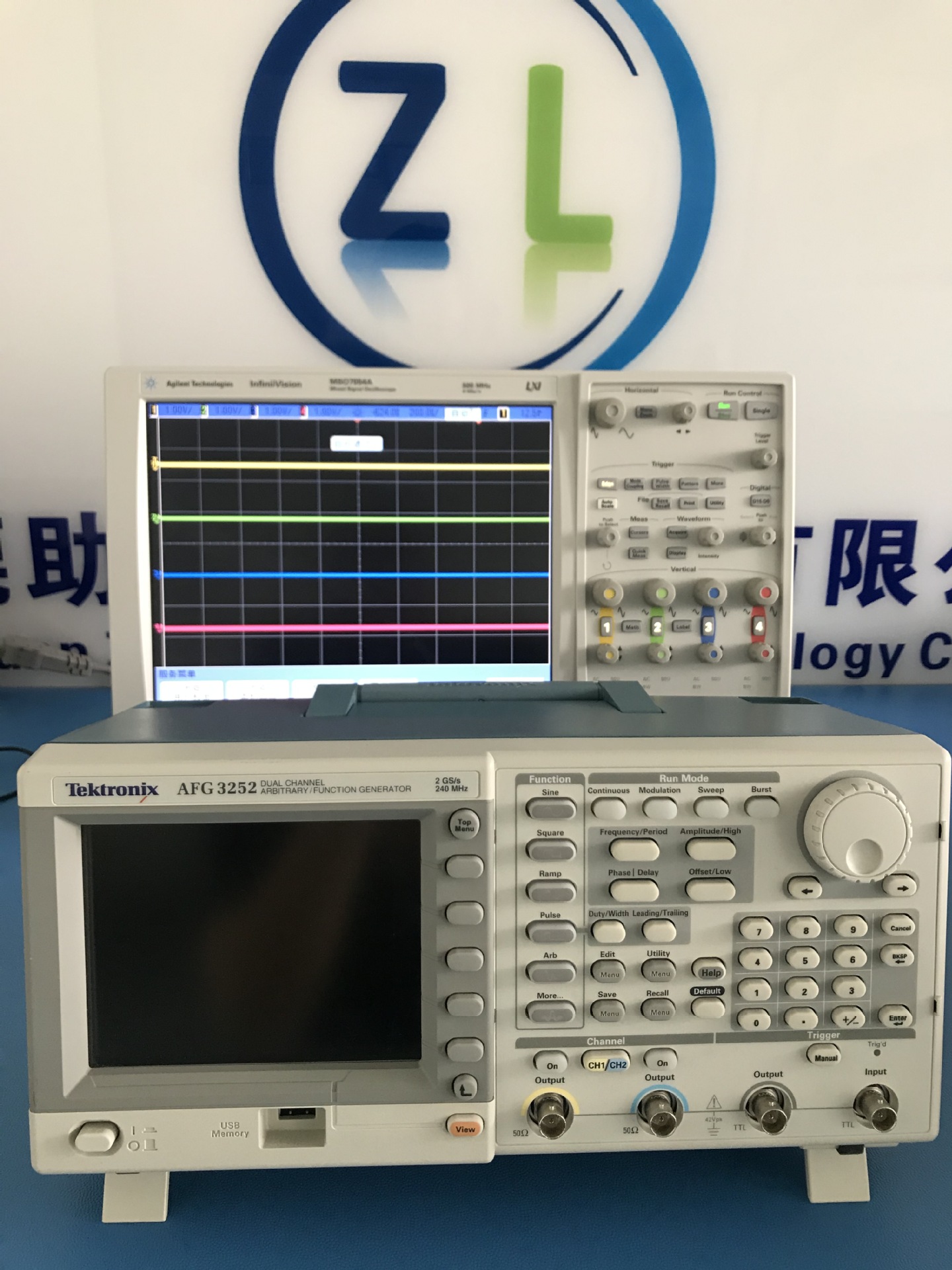 AFG3252C泰克函数发生器AFG3102任意函数信号发生器二手AFG3052C