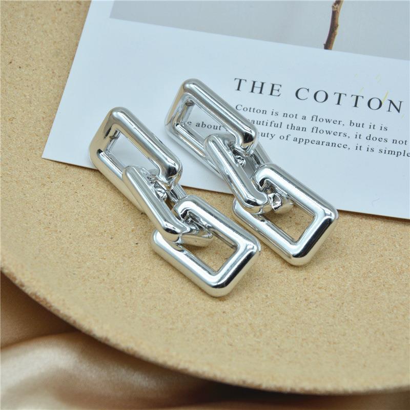 1 Pair Elegant Simple Style Geometric Plating Arylic Drop Earrings display picture 3