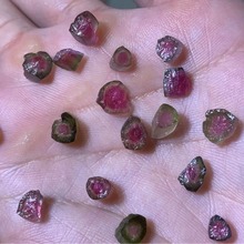 天然西瓜碧玺原石配饰原矿外绿内红西瓜原石碧玺饰品配件