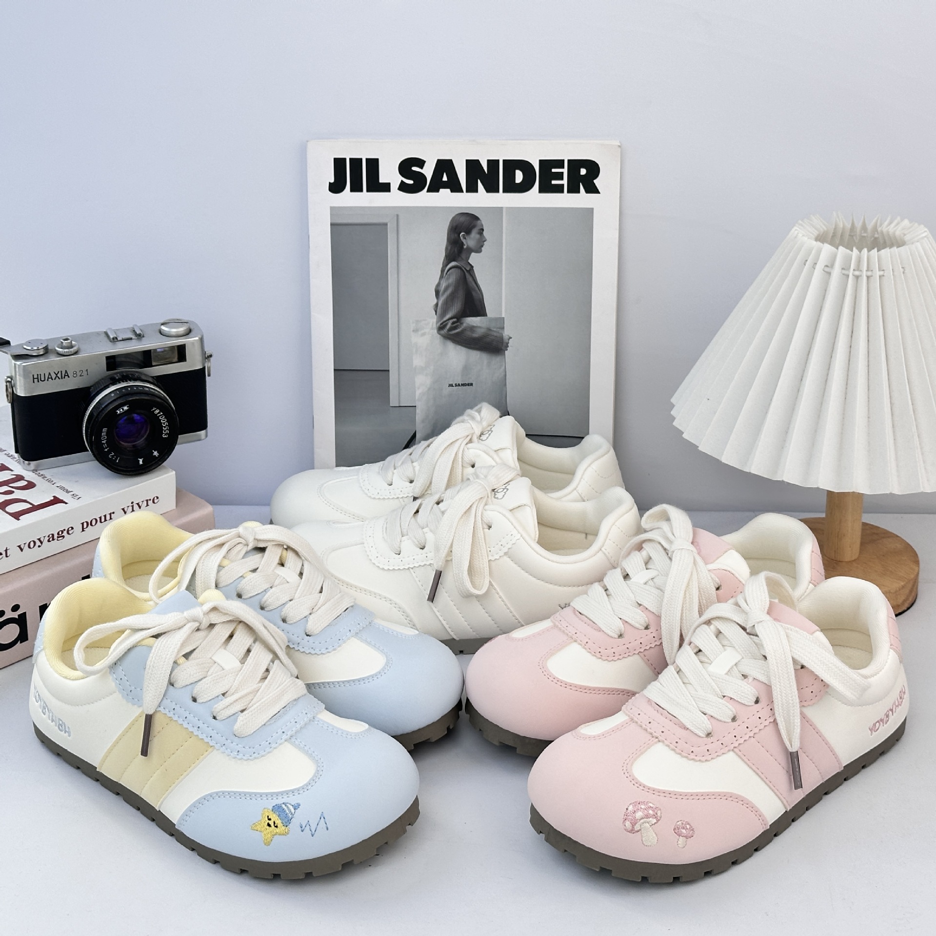 Yuanbo lindo nicho zapatos de skate para mujeres 2025 nuevo otoño deportivo casual ligero puff zapatos blancos