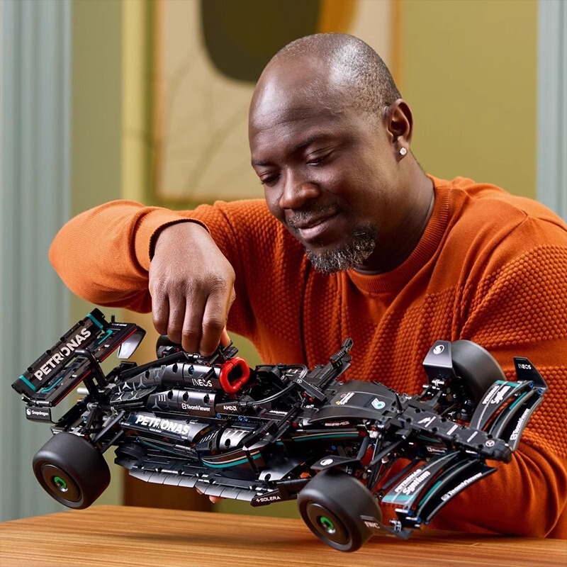 Compatible with Lego 42171 Mercedes Amg Mercedes-Benz F1 Formula Racing Building Blocks Wall Mechanical Toy Boy