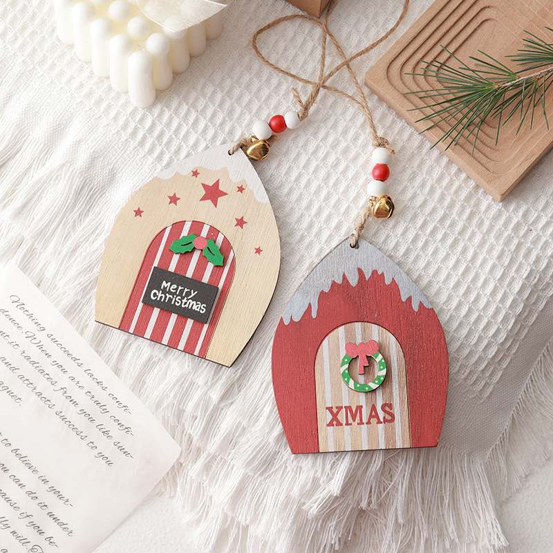 Decoraciones navideñas de madera colgante de madera exportado en el norte de Europa pequeña casa colgante guirlandas de alce