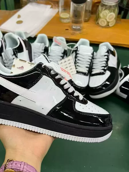 Putian shoes, new foreign trade model AF1 Air Force One, shiny patent leather versatile casual sneakers, unisex sports shoes