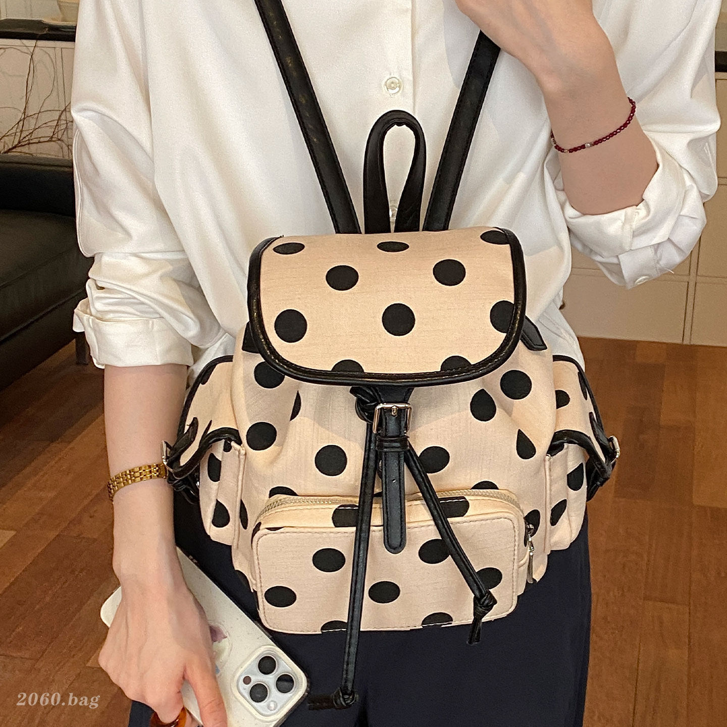 Mujeres de estudiantes de punto de onda mochila diaria nueva mochila escolar Han ocio 2026 transporte de gran capacidad mochila diaria