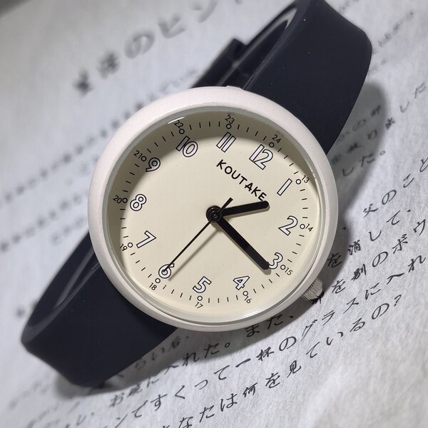 Silicone fashionable quartz waterproof watch