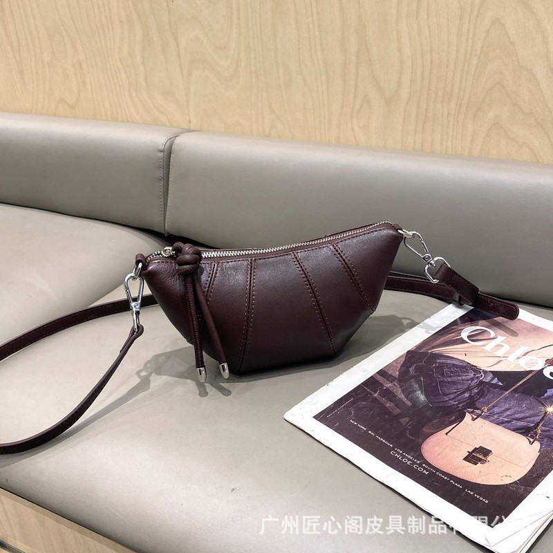 新款真皮饺子包女ins时尚简约百搭单肩包小众牛角斜挎包头层牛皮|undefined