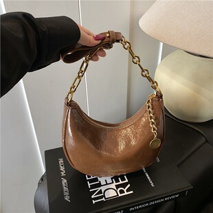 �羳朗l�p����Ӱ��羳�r��bags���sŮʿ���ٴ������б���