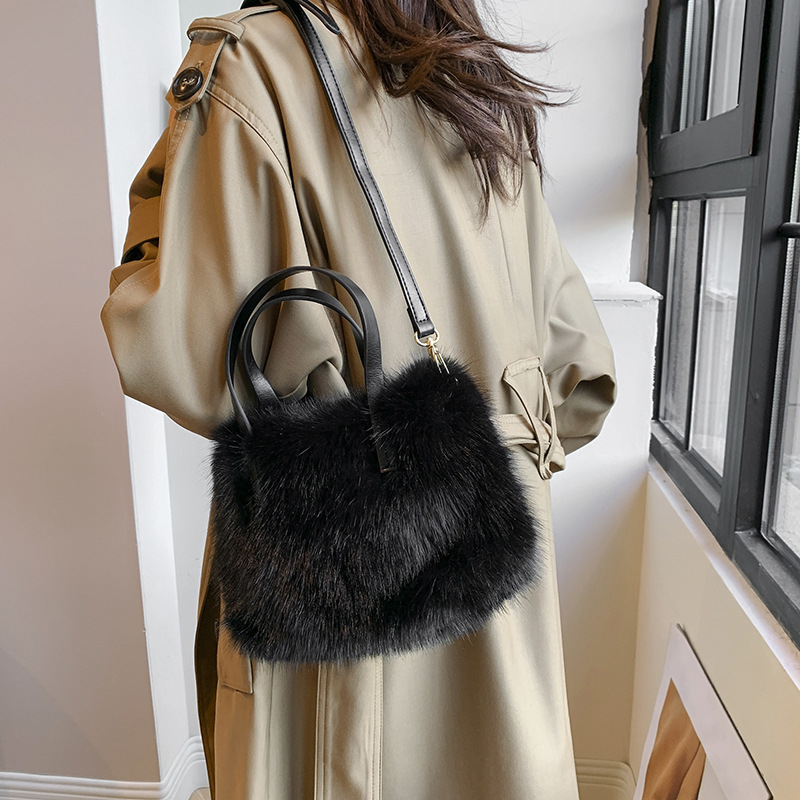 Demi-season shoulder bag