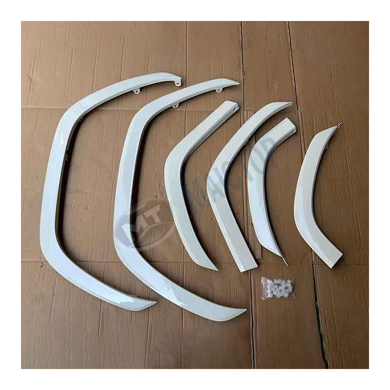 Suitable for 2021-2025 Toyota Land Cruiser Wheel Arches Lc300 High-End Original Car Front and Rear Narrow Body Wheel Arches