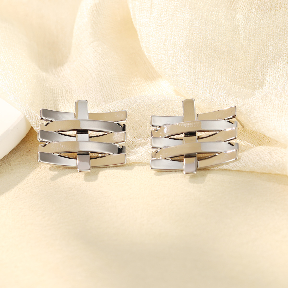7g Weight Copper Ear Needle Material Ear Studs Classification 1 Pair Quantity Daily, Street Occasion Copper Material Geometric Pattern Women's Gender Mixed Metal, Plating Design Retro, Commute Style 1 Pair Retro Commute Geometric Mixed Metal Plating Copper Ear Studs 11