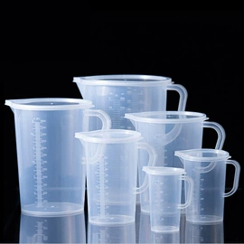 量筒、量杯;洗瓶;烧杯、烧瓶