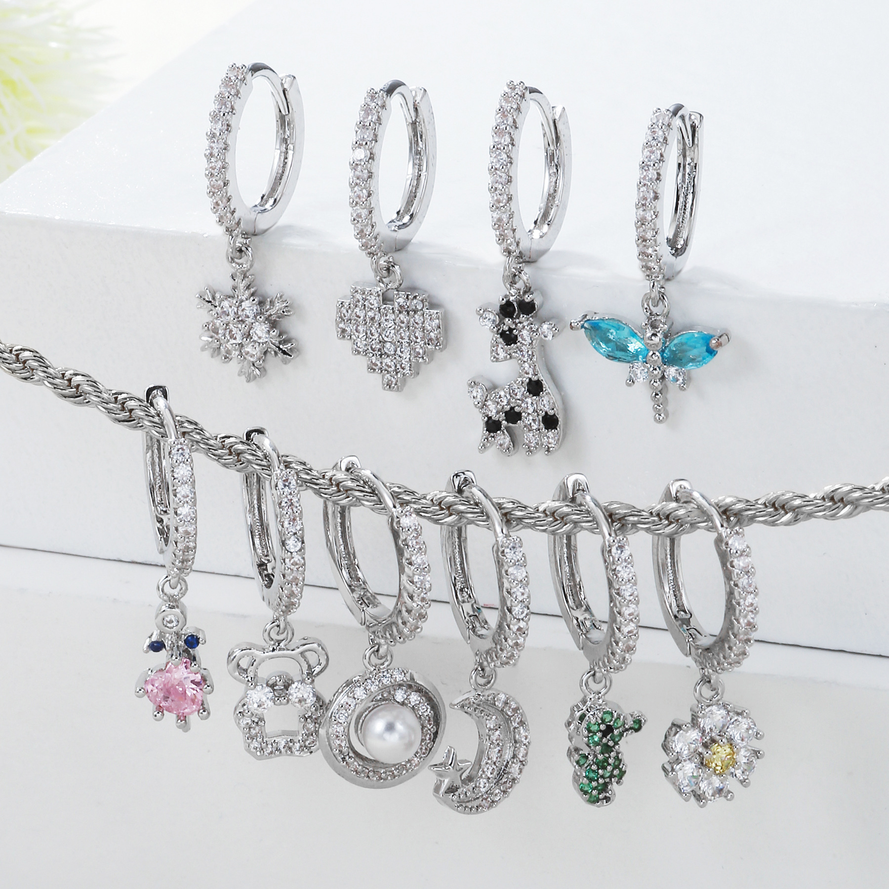 Fashion Animal Moon Heart Shape Copper Inlaid Zircon Drop Earrings 1 Piece