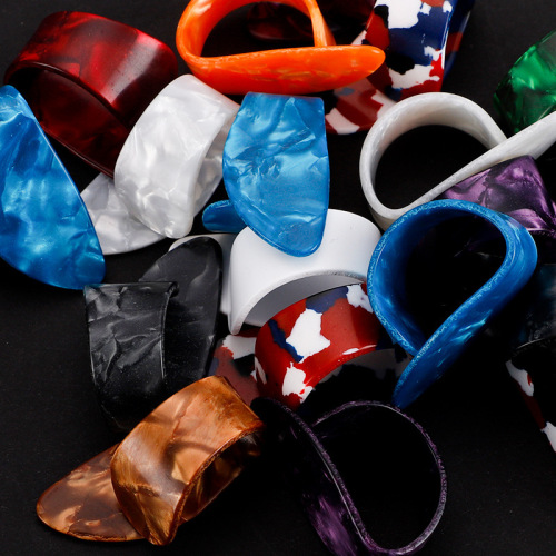 Guitar pick Celluloid pick ABS0.46 guitar shrapnel 0.71 wholesale 0.96 thickness 1.0 popular pick