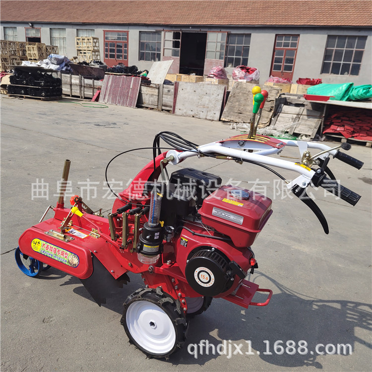 柴汽油农用四驱微耕机 耕地旋耕起垄机 药材培土机