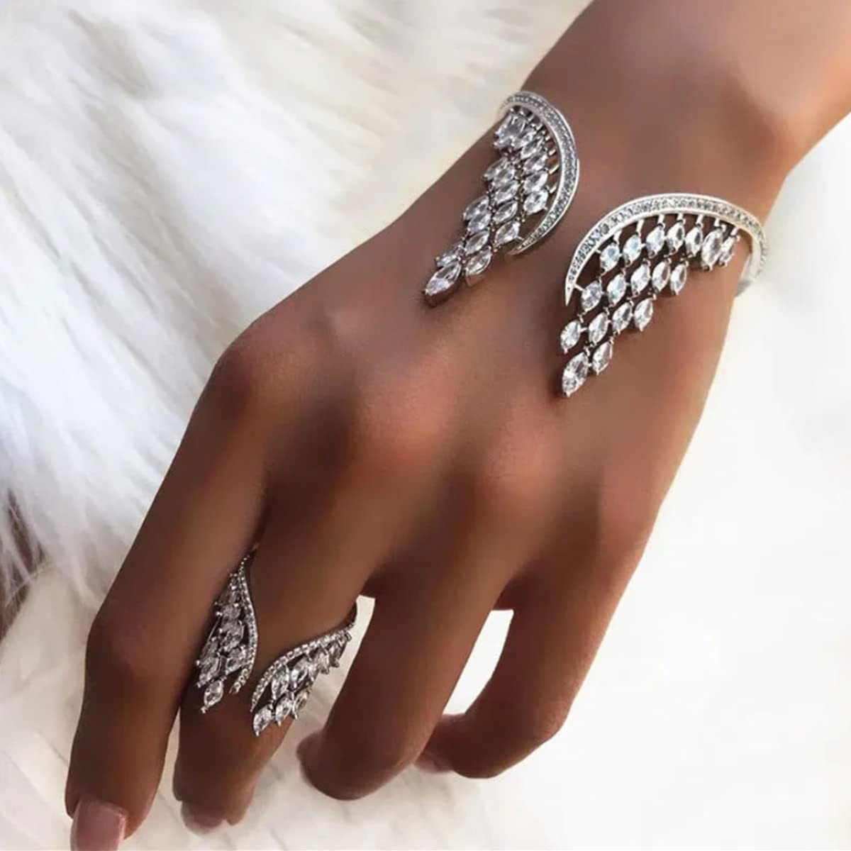 European and American Cross-Border Hot-Selling Angel Wing Ring Alloy Wing Ring Engagement Banquet Diamond Ring Bracelet for Women