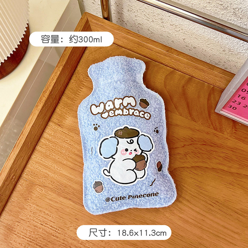 冬のぬいぐるみの湯たんぽの学生が可愛いです。|undefined