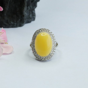 Xinyu natural beeswax ring full honey full wax pigeon egg Amber Ring Factory wholesale generation HP3030106