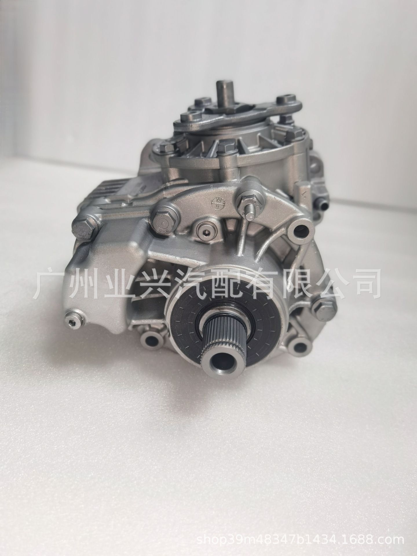0Au409053Q Is Suitable for Volkswagen Transfer Case, Old Model Tiguan Transfer Case