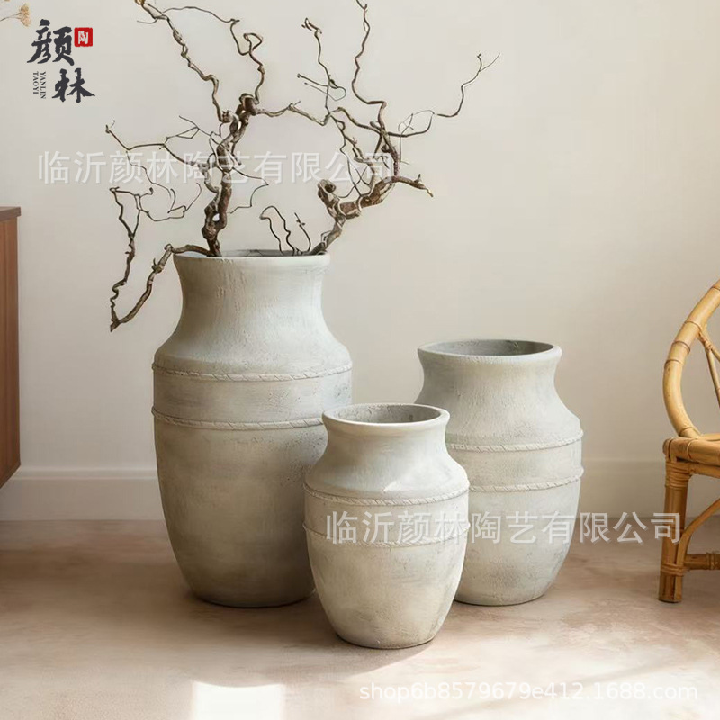 Vaso de cemento blanco tranquilo y elegante, vasijas de cerámica Zen, decoración espacial de ramas secas y madera borracha con vasos florales