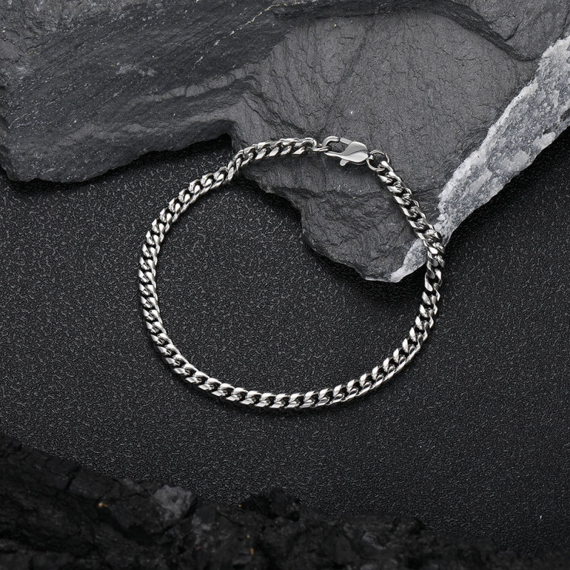 European and American cross-border Japanese buckle stainless steel round grinding encryption Cuban bracelet hip hop men's titanium steel 18K gold bracelet European and American cross-border Japanese buckle stainless steel round grinding encryption Cuban bracelet hip hop men's titanium steel 18K gold bracelet