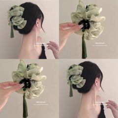 この緑だけ〜レトロなタッセルクラウドメッシュクリップ新しい中国風ファッションサメクリップトラベルヘアピン