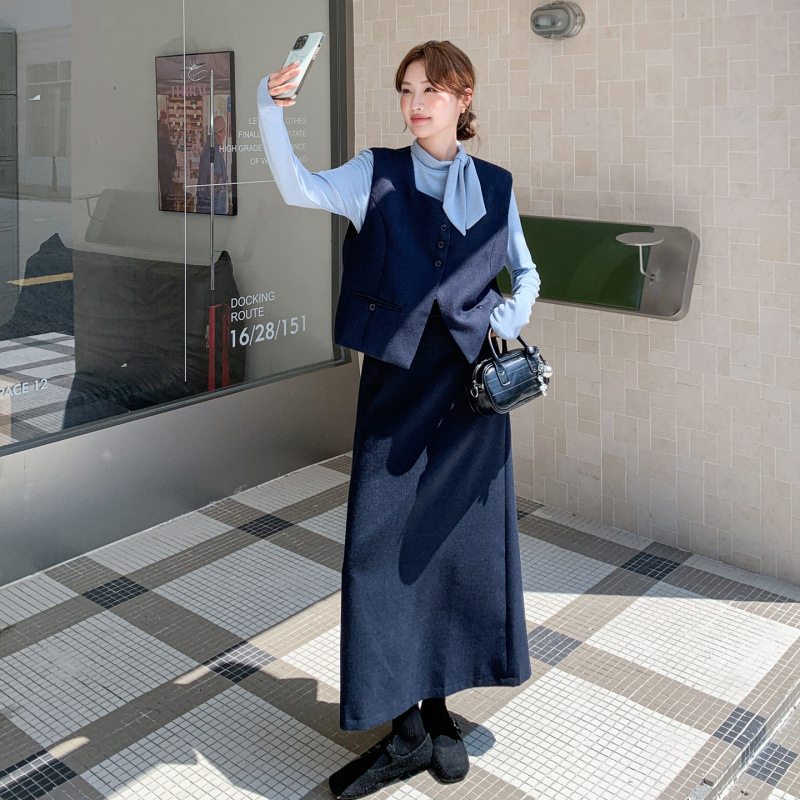 实拍藏青色韩系学院风马甲马甲套装裙女2025秋季休闲半身裙三件套|undefined