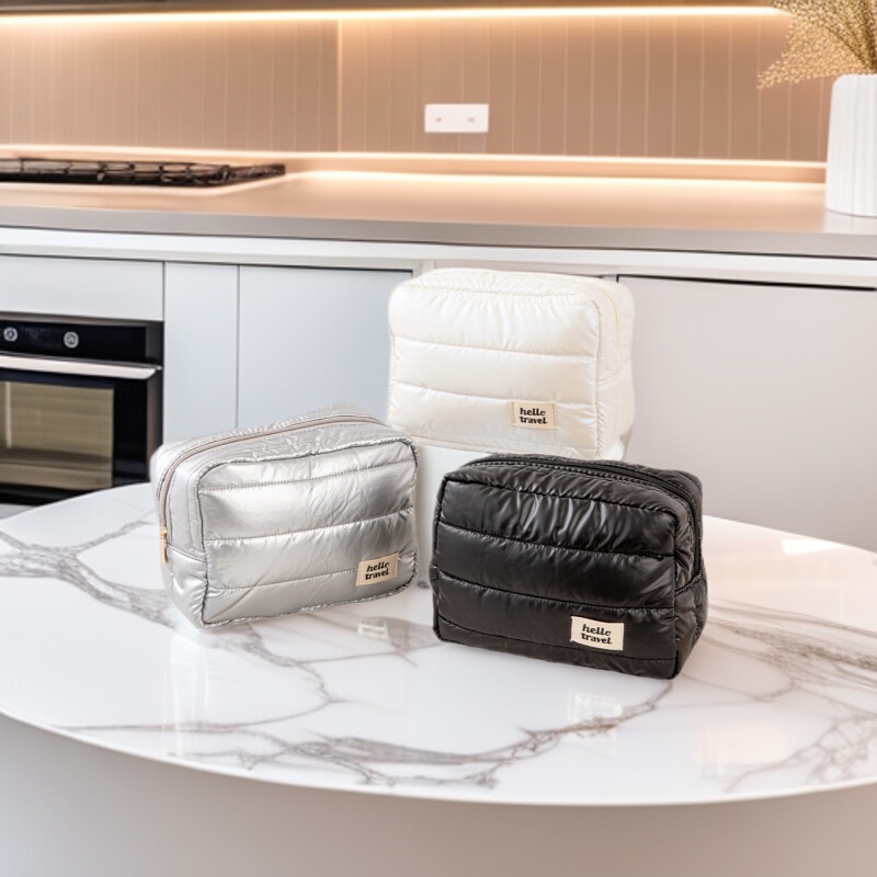 Ins Style Simple Pearlescent Quilted Cosmetic Bag Waterproof Large Capacity Satchel Cosmetic Cosmetics Bag Travel Toiletry Bag