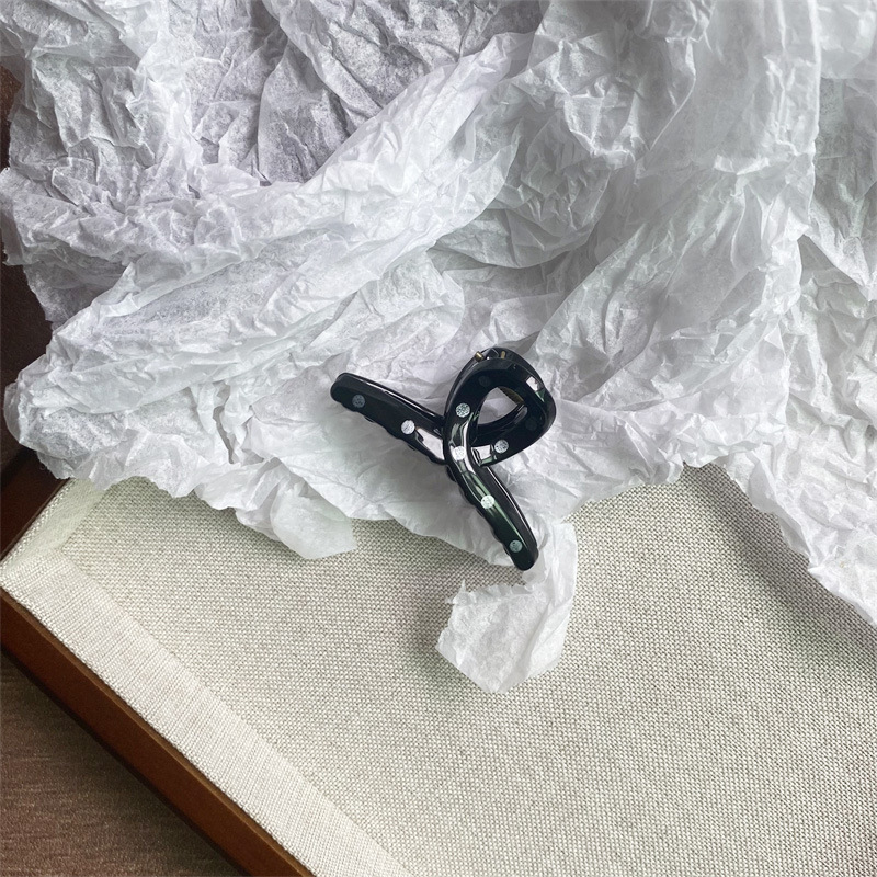 个性黑白波点小号抓夹可爱蝴蝶结交叉鲨鱼夹复古小香风发抓碎发夹|undefined