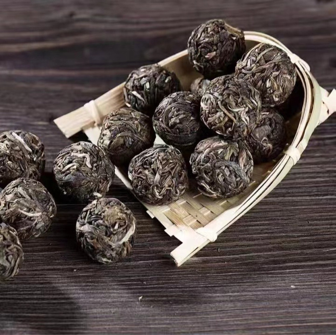 云南普洱茶紧压茶生茶500克古树龙球临沧生普现货批发生普洱