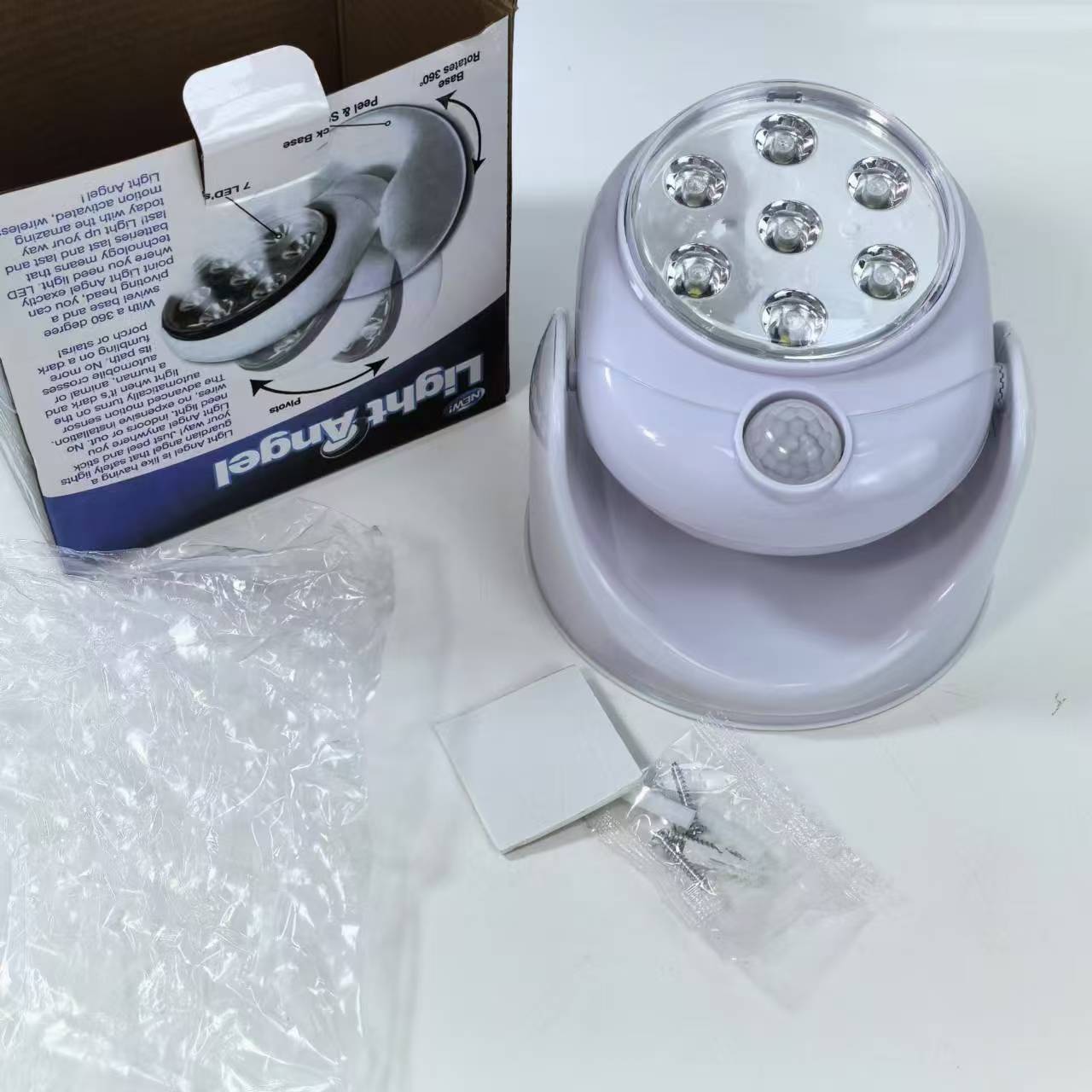 En stock nuevo 360 grados del cuerpo humano sensor de luz giratoria de inducción luz de la noche del sensor de luz