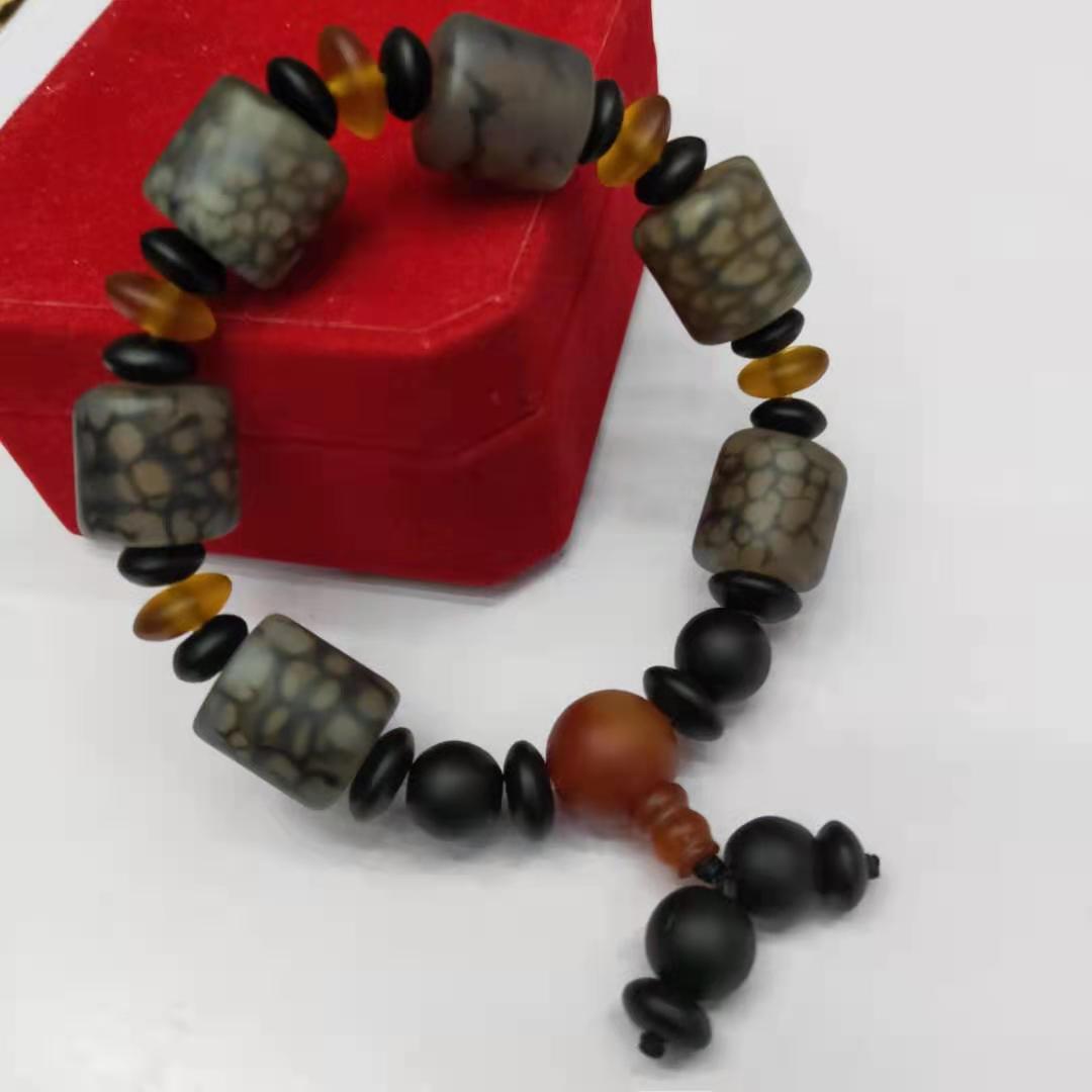 Guangshun Jewelry's new frosted black dragon pattern agate bracelet, diy Buddhist prayer beads, agate bracelet and bracelet manufacturer wholesale detail image 8