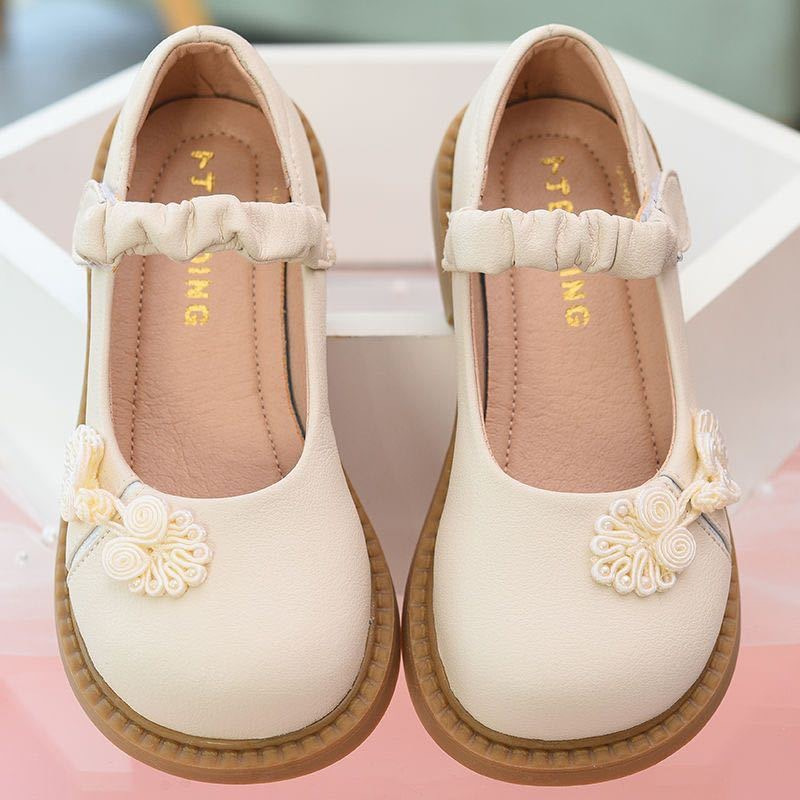 Zapatos de princesa para niñas Zapatos de cuero pequeños de boca baja para niños 2025 Primavera y otoño Nuevo estilo nacional Zapatos Hanfu para niñas Zapatos de suela blanda Tendencia