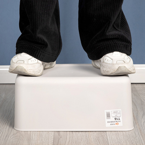 Factory snacks, toys, miscellaneous items, cosmetics, clothing, open-top storage boxes, dust-proof plastic storage boxes, desktop