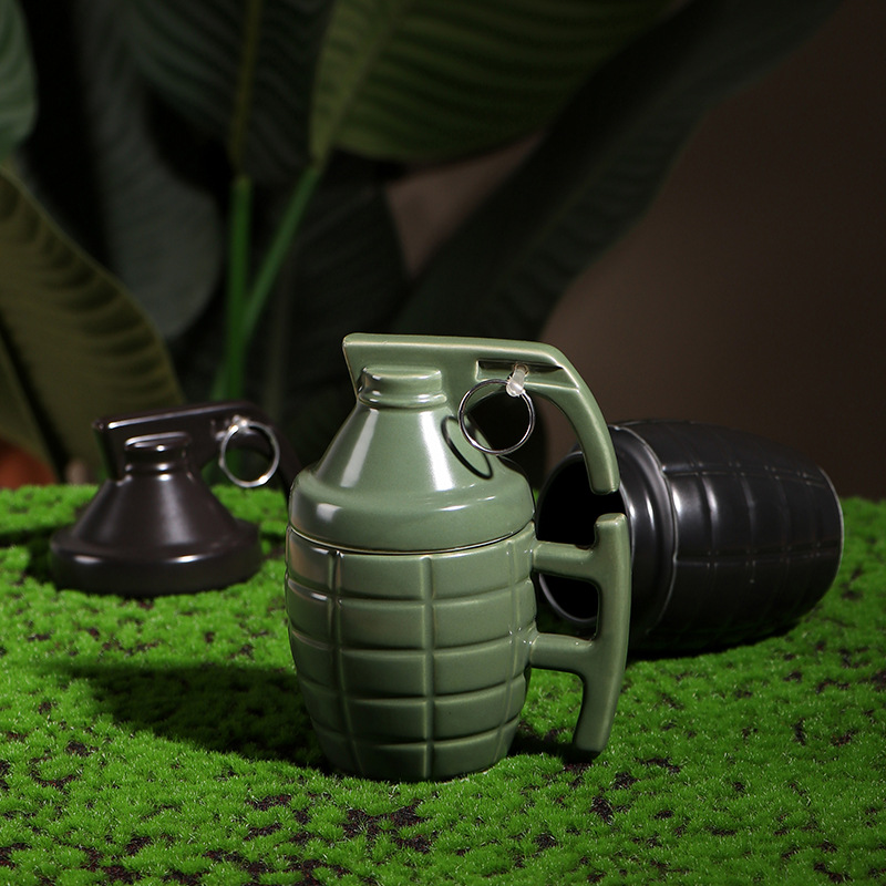 Fábrica al por mayor personalizado creativo Granada taza Internet celebridad divertida taza de café Taza de cerámica en forma especial con tapa modelado taza