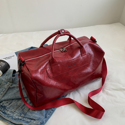 Fitness sports bag for men, hand-held, single-shoulder yoga swimming travel bag, oil wax PU leather, business trip large-capacity travel bag for women