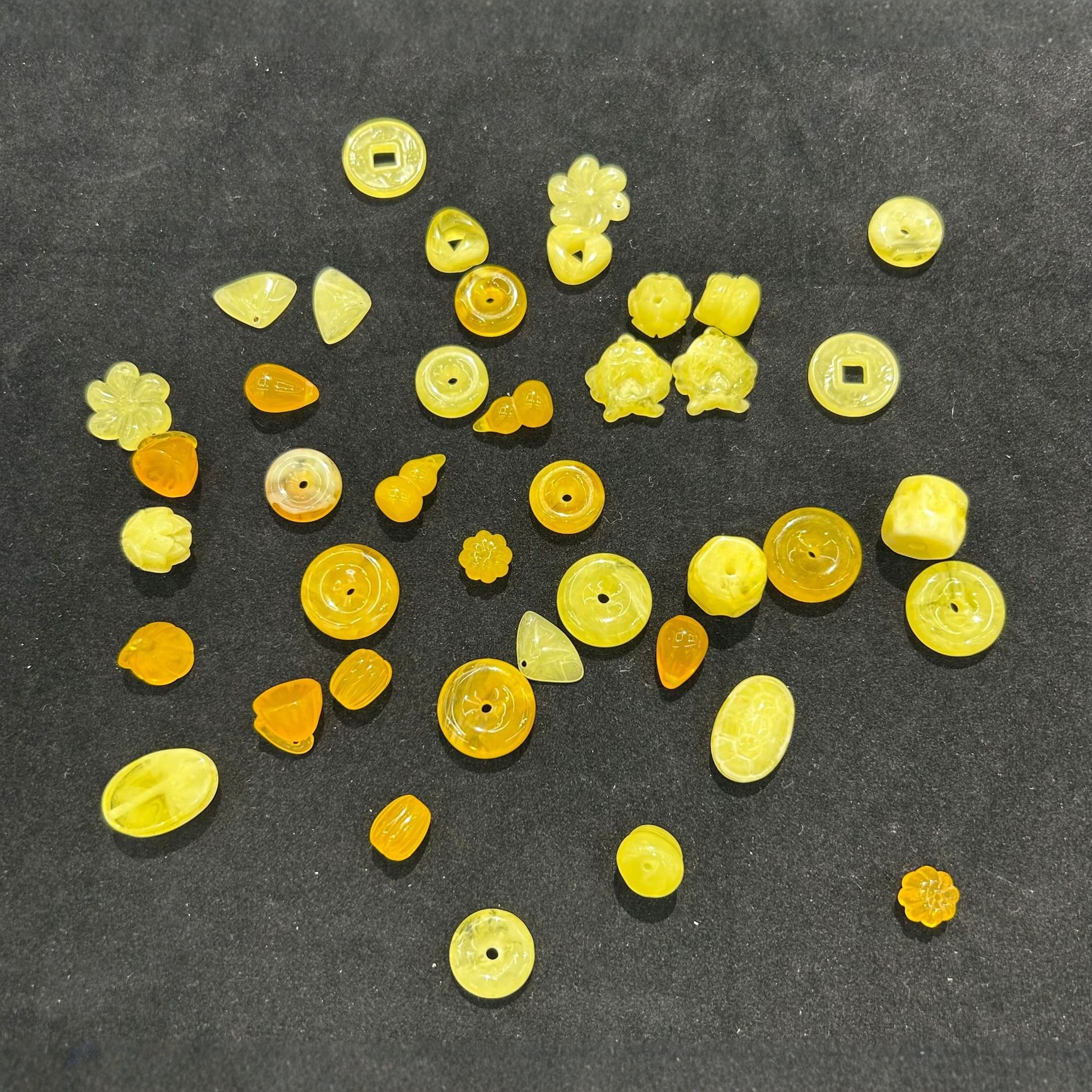 仿蜜蜡树脂合成小配件dly小妖白花鸡油黄配件平安扣隔珠吊坠配饰