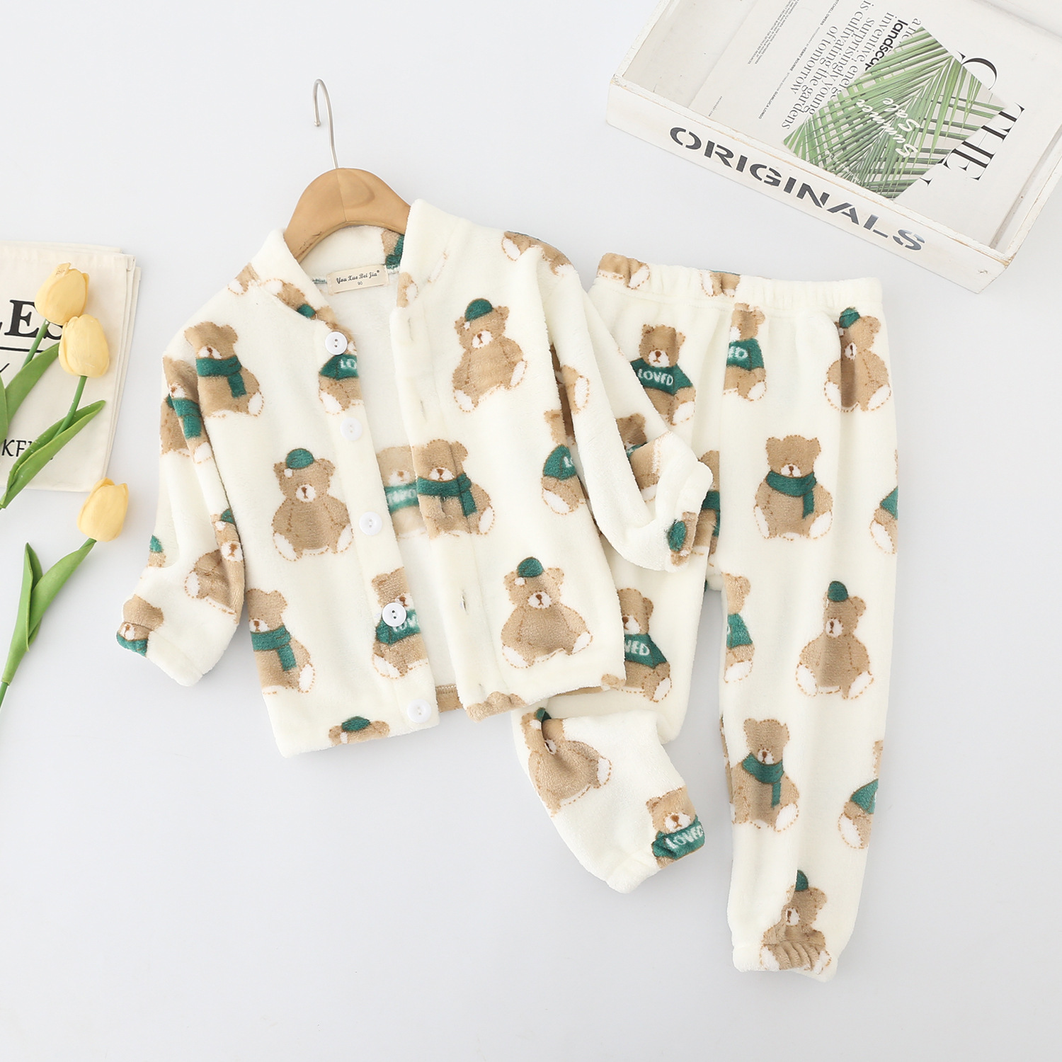 2021 Otoño e Invierno traje de pijama para niños franela niños y niñas estampado flor hebilla cardigan hogar conjunto de dos piezas primavera