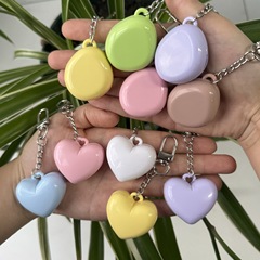 メーカーのピンクの青い白い愛のキーホルダーdiyの粉の箱のプラスチックのアイシャドーの粉の餅の頬紅の空の箱は分けて詰めます。