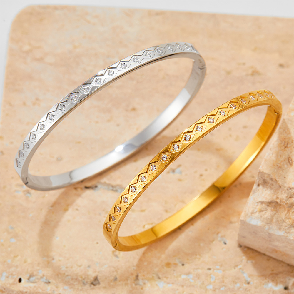 15g Weight Vacuum Plating Gold Plating Process 16K Gold Plated, White Gold Plated, Gold Plated Plating Material Elegant Rhombus 304 Stainless Steel 16K Gold Plated White Gold Plated Gold Plated Zircon Bangle In Bulk