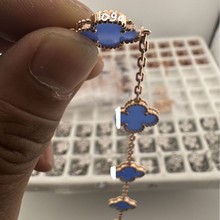 抖音直播爆款红玉髓高版本四叶草玛瑙石五花手链女轻奢18k玫瑰金