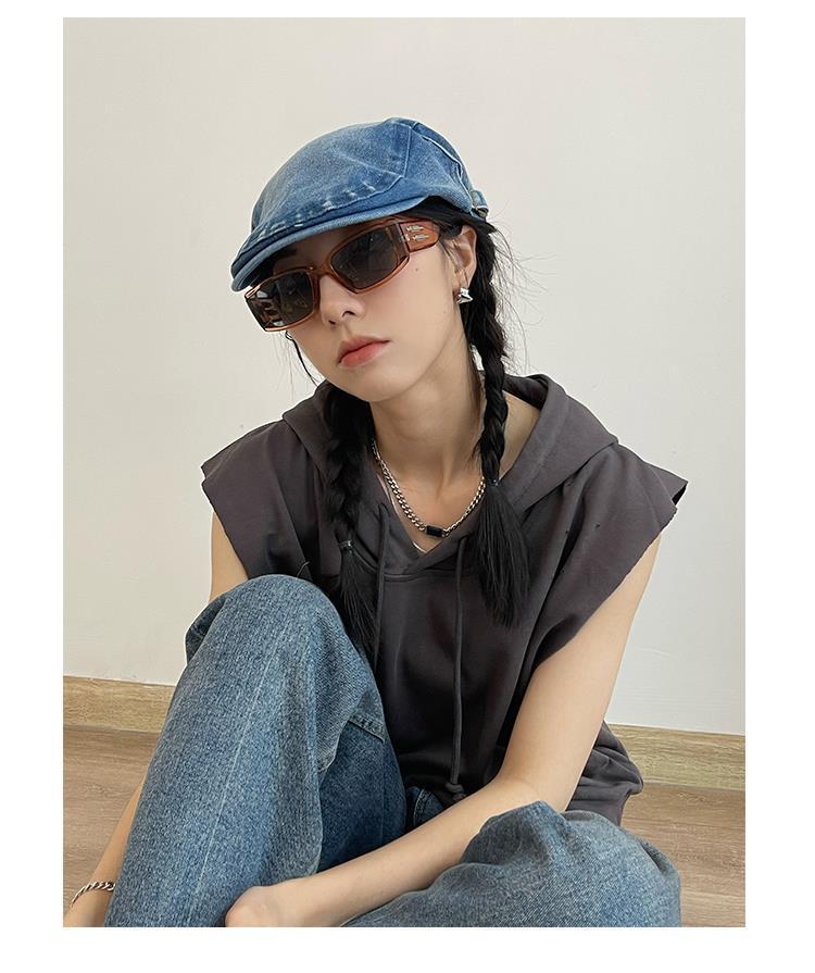 Women's Simple Style Solid Color Flat Eaves Beret Hat display picture 8