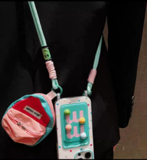 Paquete de tarjeta de frijol de color M tridimensional Apple 16promax agujero de cordón 15/14pro funda para teléfono móvil para IPhone13/15