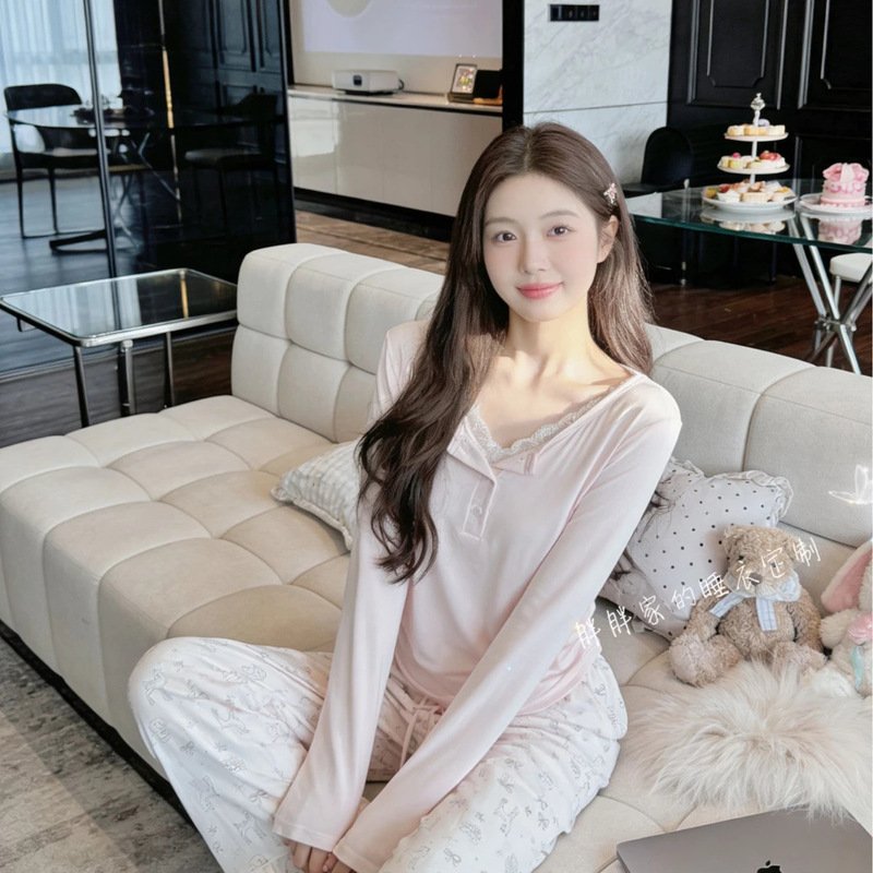 New spring and autumn pajama set for women, featuring a built-in bra, modal fabric, long sleeves, a pure and alluring style, lace trim, and a solid color design New spring and autumn pajama set for women, featuring a built-in bra, modal fabric, long sleeves, a pure and alluring style, lace trim, and a solid color design