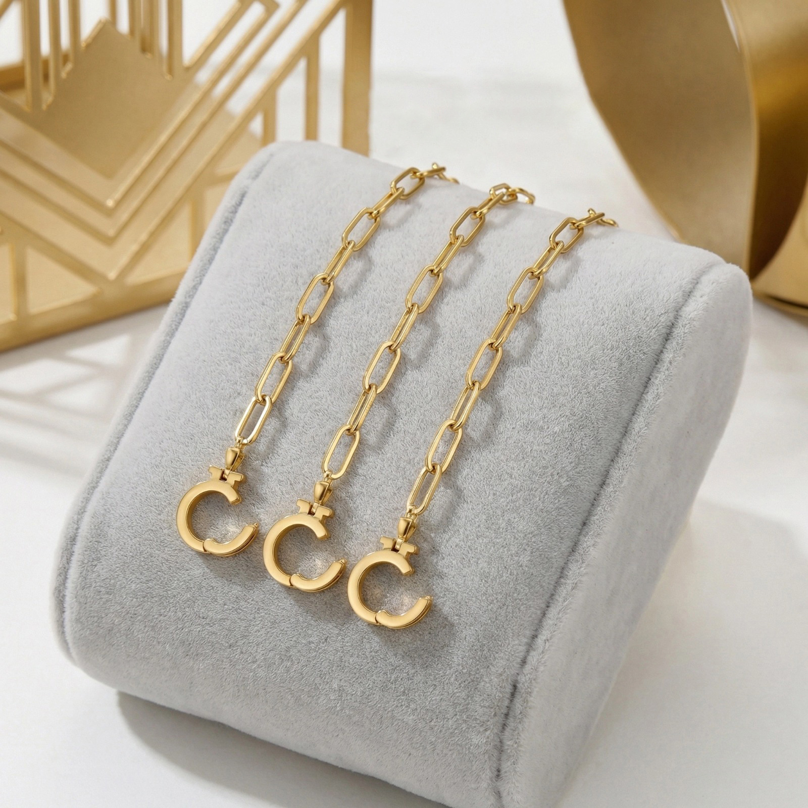 Stainless Steel Paperclip Bracelet With Adjustable Round Ring_voghion.com