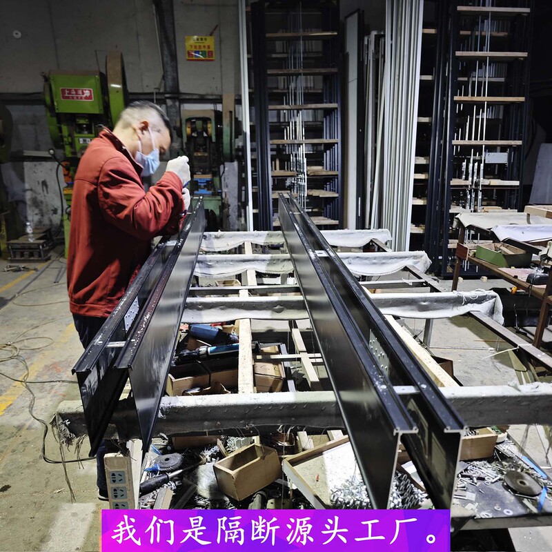 会議室可動間仕切り、美術館展示ホール可動間仕切り、工場直販、ホテル可動間仕切り、ホテルパッケージ|undefined