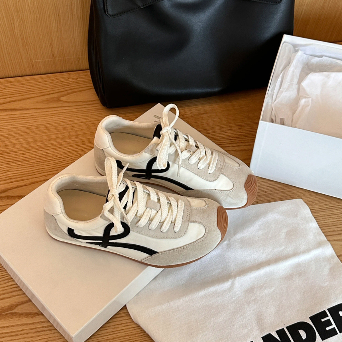 La marea no es sur ~ Nuevo súper fuego Forrest Gump zapatos de entrenamiento alemán con cordones para mujer zapatos deportivos casuales de moda retro para mujer