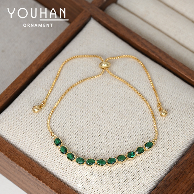 2025 New Korean Style Fashionable Zircon Hand Jewelry Women's Niche Design Adjustable Emerald Bracelet