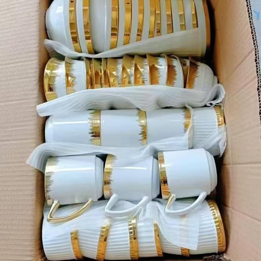 Ventas calientes de comercio exterior platos de cerámica platos de oro platos de cerámica platos de cerámica platos de oro mezclados paquetes aleatorios