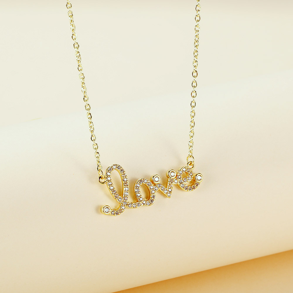 2021 Korean Fashion Niche Design Love Letter Copper Pendant Inlaid Zircon Clavicle Chain display picture 1